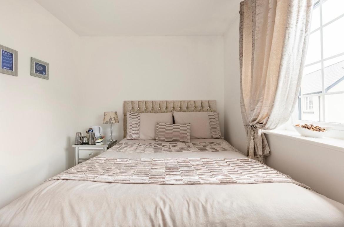 Fullers Modern And Stylish Room Chudleigh エクステリア 写真