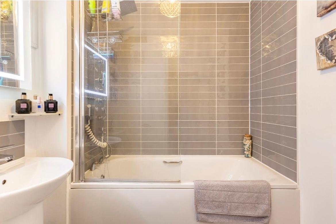 Fullers Modern And Stylish Room Chudleigh エクステリア 写真