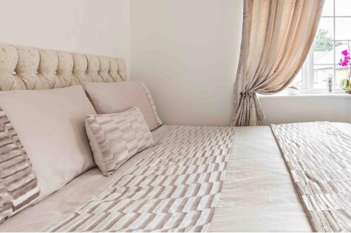 Fullers Modern And Stylish Room Chudleigh エクステリア 写真